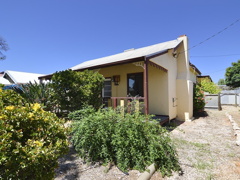 31 Thirteenth Street, Mildura VIC 3500