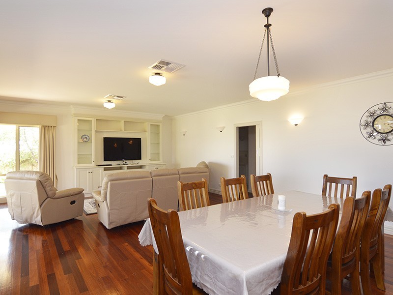 5 Touriga Court, Mildura VIC 3500