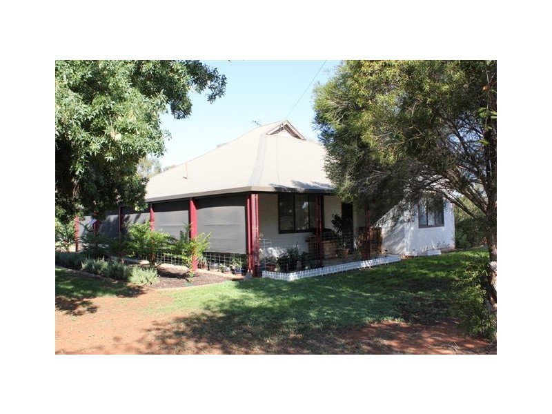 10 School Road, Dareton NSW 2717