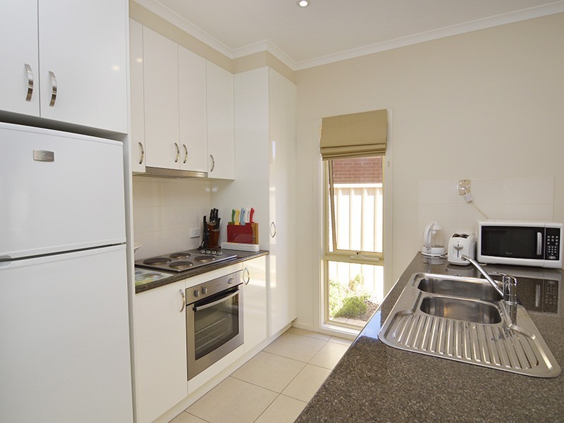 6 A John Court, Irymple VIC 3498