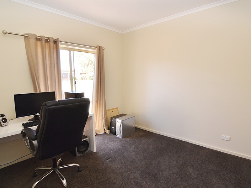 6 A John Court, Irymple VIC 3498