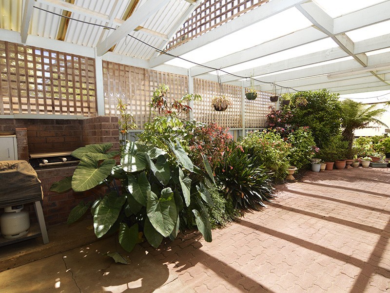 2 Sanders Street, Merbein VIC 3505