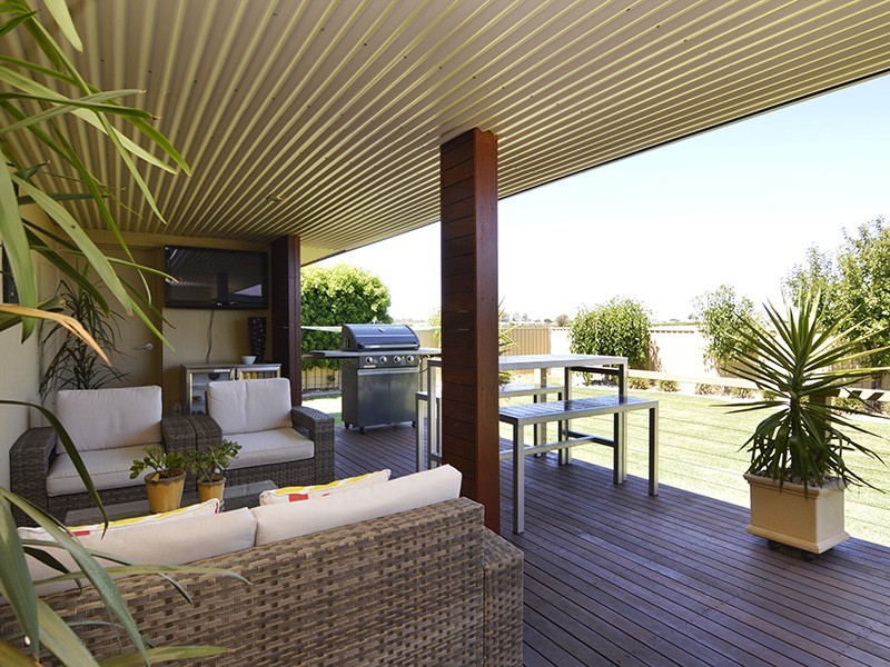 684 Deakin Avenue, Mildura VIC 3500