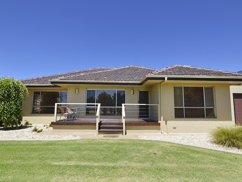 684 Deakin Avenue, Mildura VIC 3500