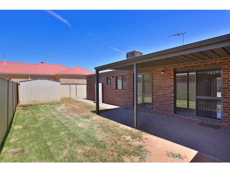 11 Belle Gardens Drive, Mildura VIC 3500