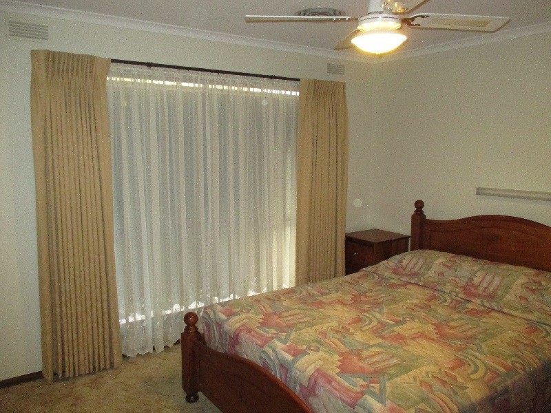 16 Loveridge Street, Ouyen VIC 3490