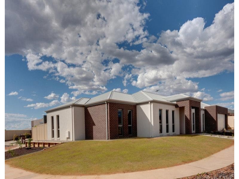 15 Freshwater Crt, Mildura VIC 3500