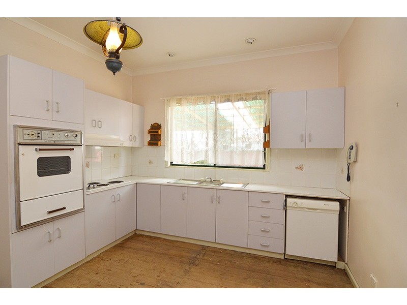 18 Kelvin Avenue, Mildura VIC 3500