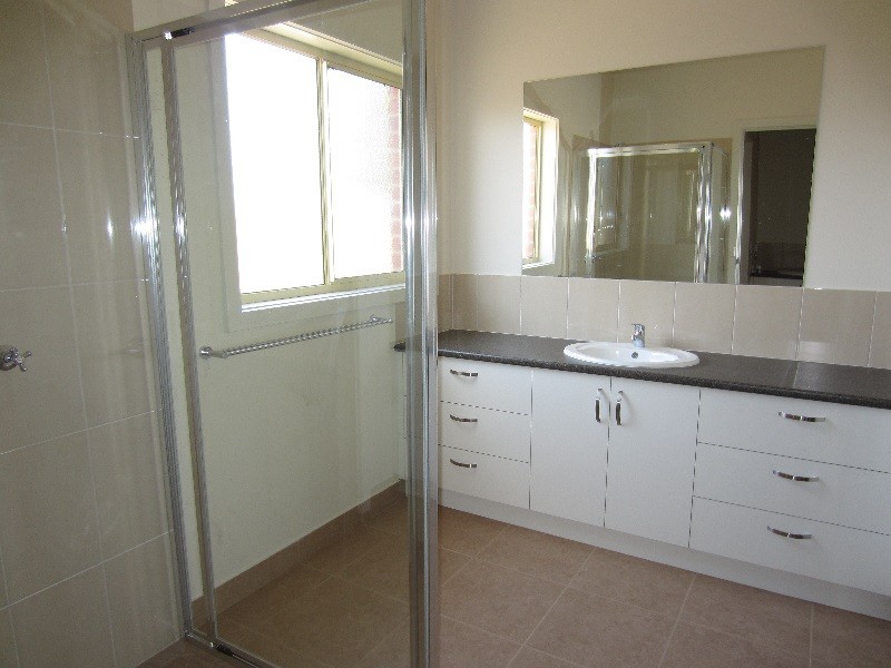 6 John Court, Irymple VIC 3498