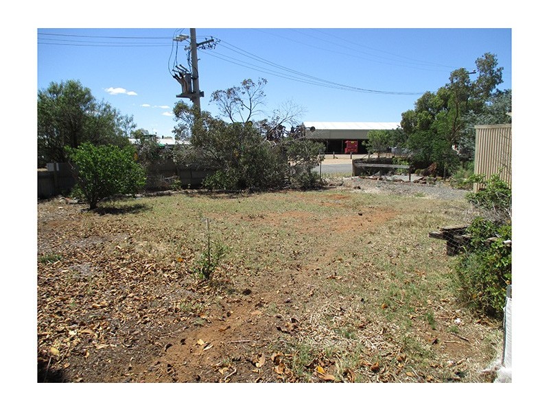 29-31 Railway Avenue, Sea Lake VIC 3533