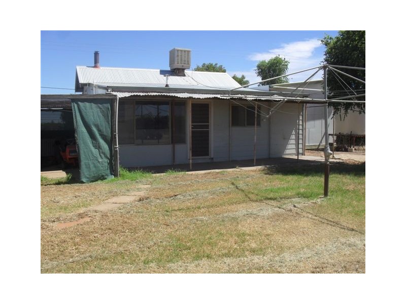 44 Cudgee Road, Dareton NSW 2717