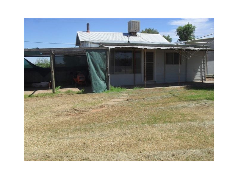 44 Cudgee Road, Dareton NSW 2717