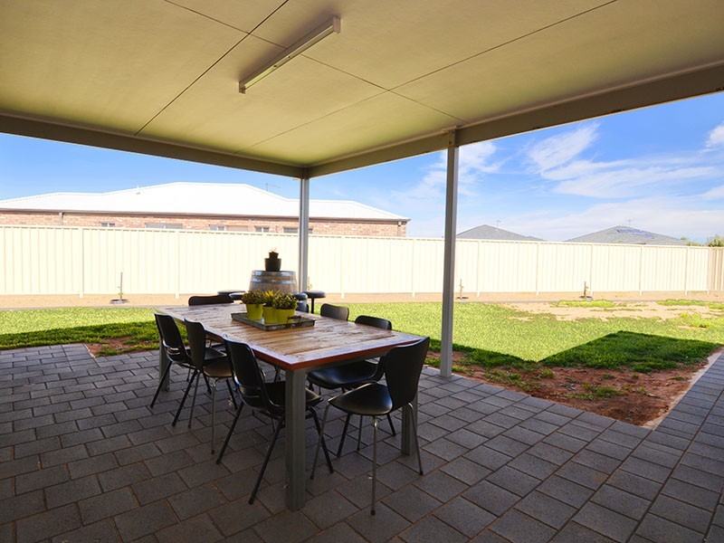 22 Lizlee Drive, Mildura VIC 3500