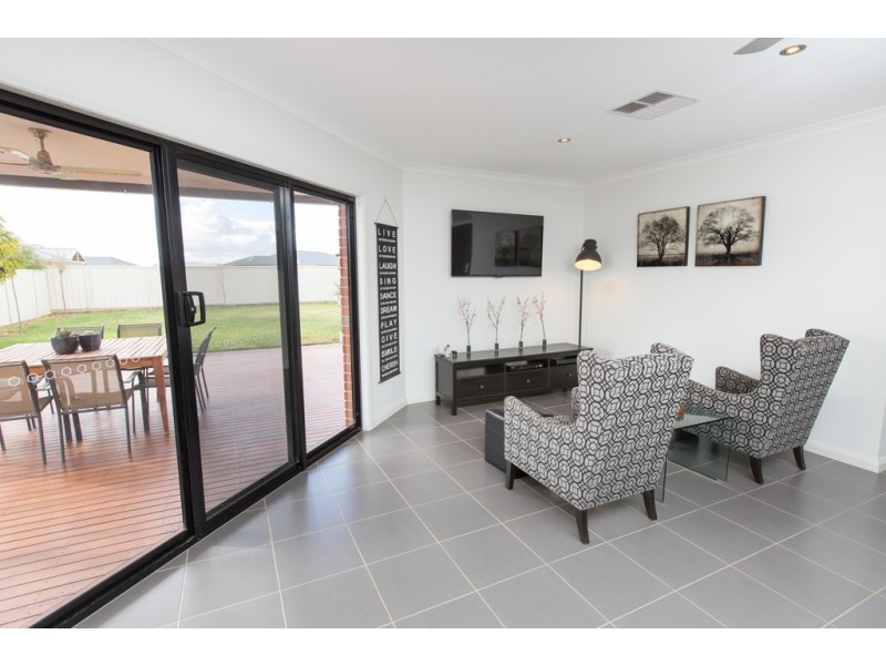 2 Christian Court, Mildura VIC 3500