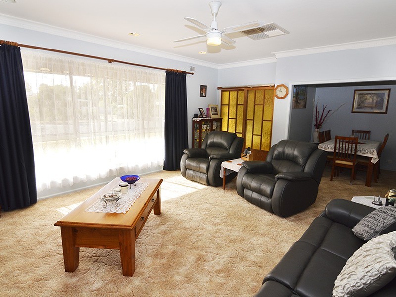 36 Neilpo Street, Dareton NSW 2717