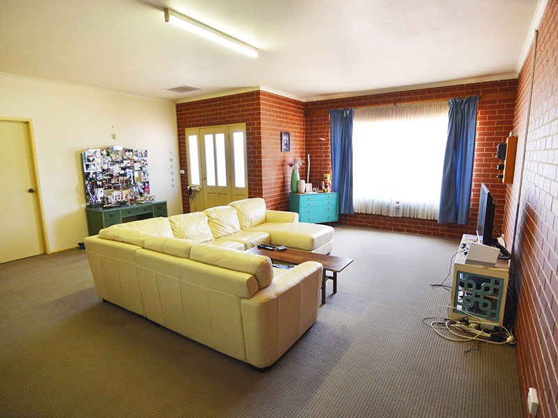 91 and 91A Lemon Avenue, Mildura VIC 3500