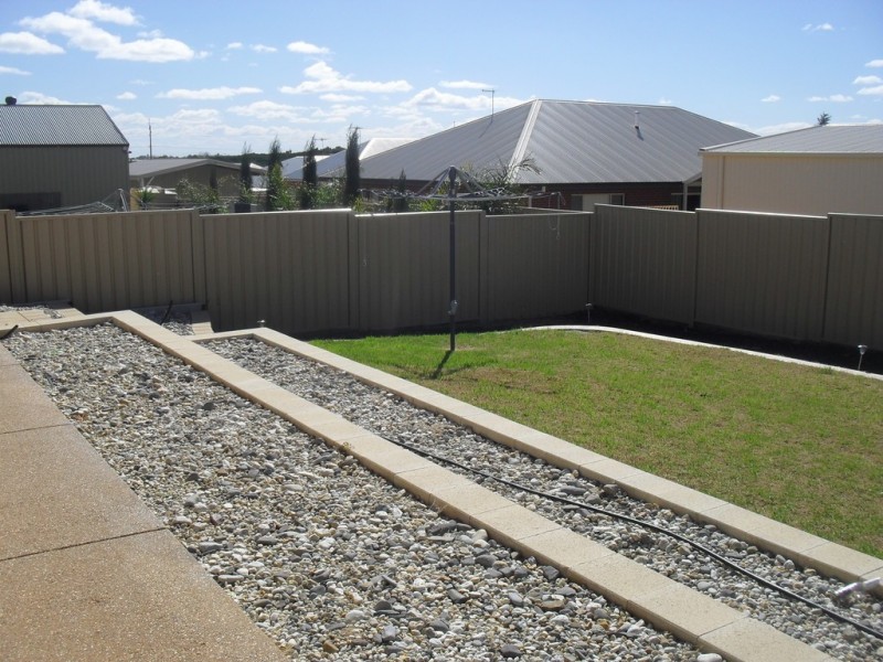 27 Drings Way, Gol Gol NSW 2738