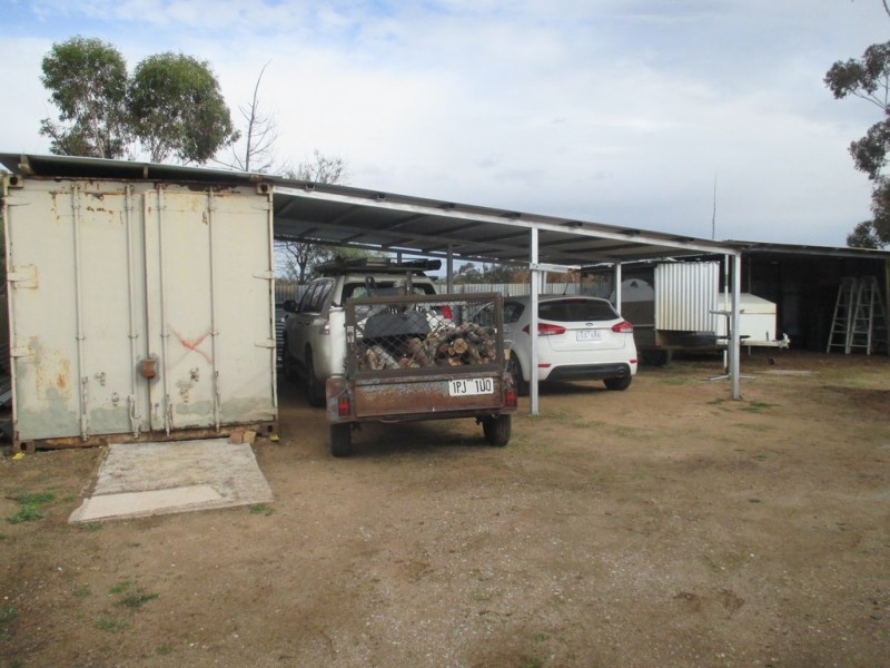 24 Railway Avenue, Sea Lake VIC 3533