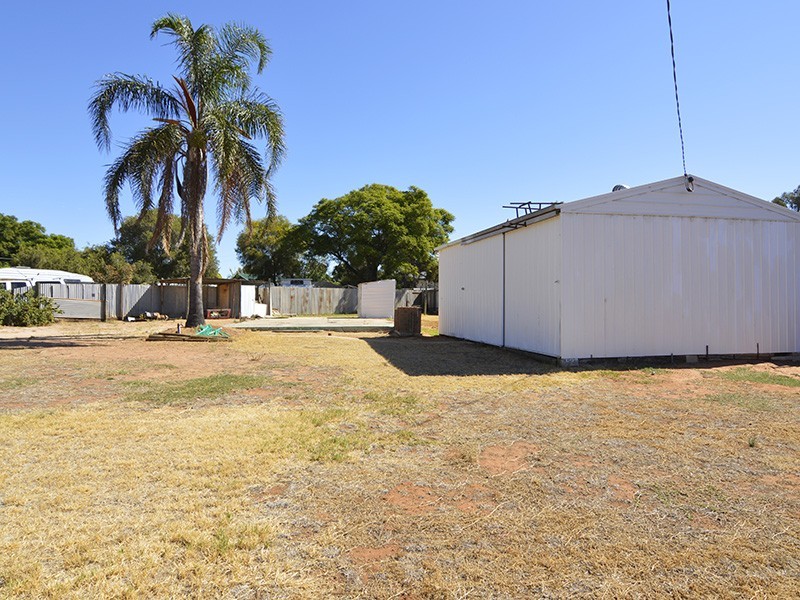 15-17 Hawdon Street, Dareton NSW 2717