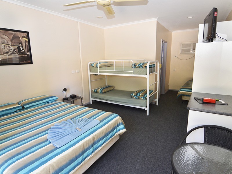 29-31 Adams Street, Wentworth NSW 2648