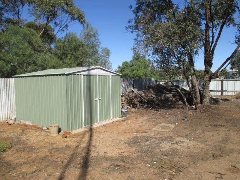 26 Railway Avenue, Sea Lake VIC 3533