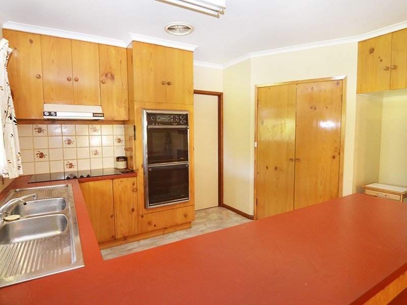 1 Tireel Drive, Nichols Point VIC 3501