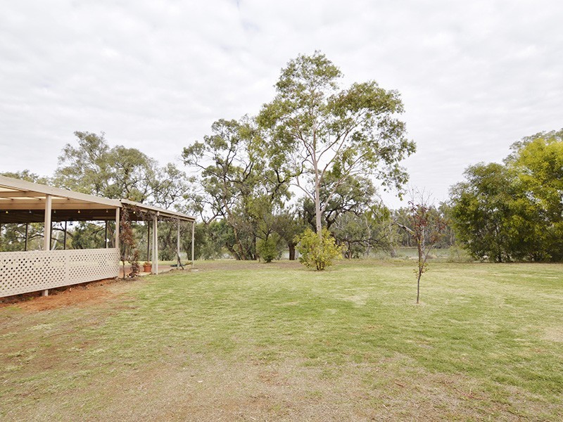 498 River Road, Dareton NSW 2717