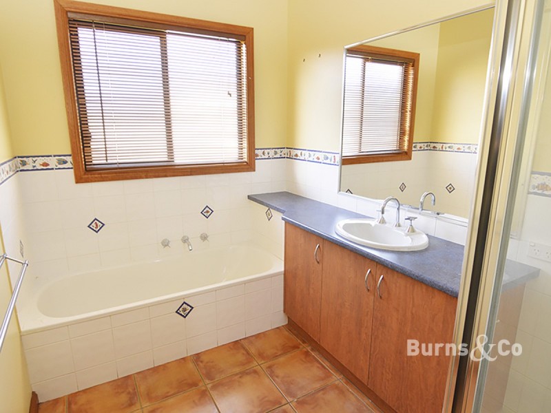 2 Kyamber Court, Mildura VIC 3500