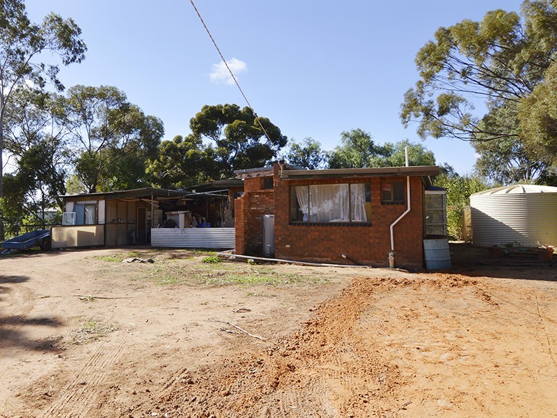 739 Cureton Avenue, Nichols Point VIC 3501