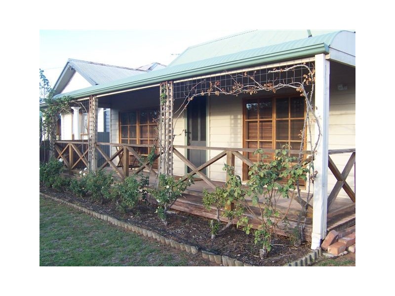 24 San Mateo Ave, Mildura VIC 3500