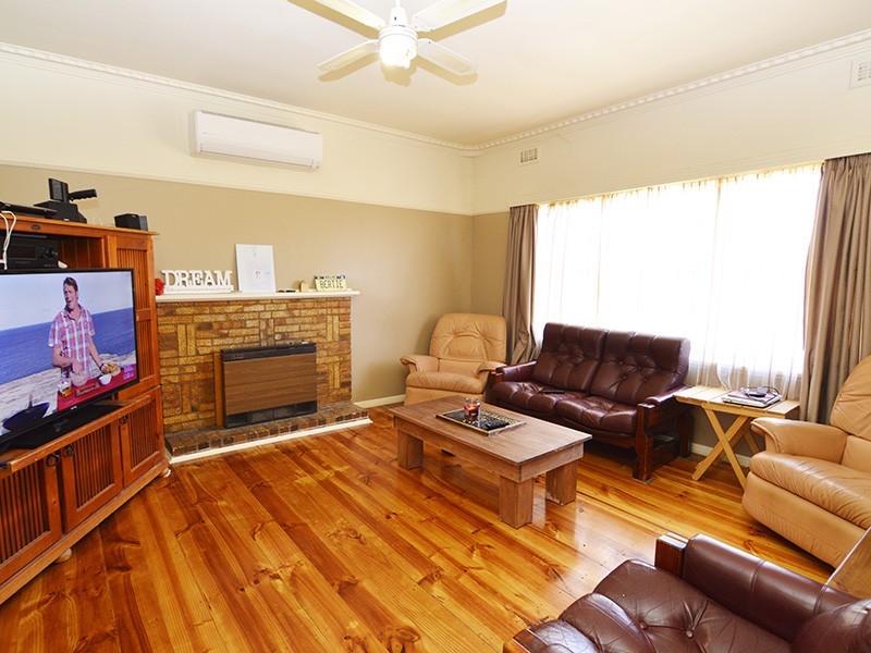 2 Mimosa Ave, Mildura VIC 3500