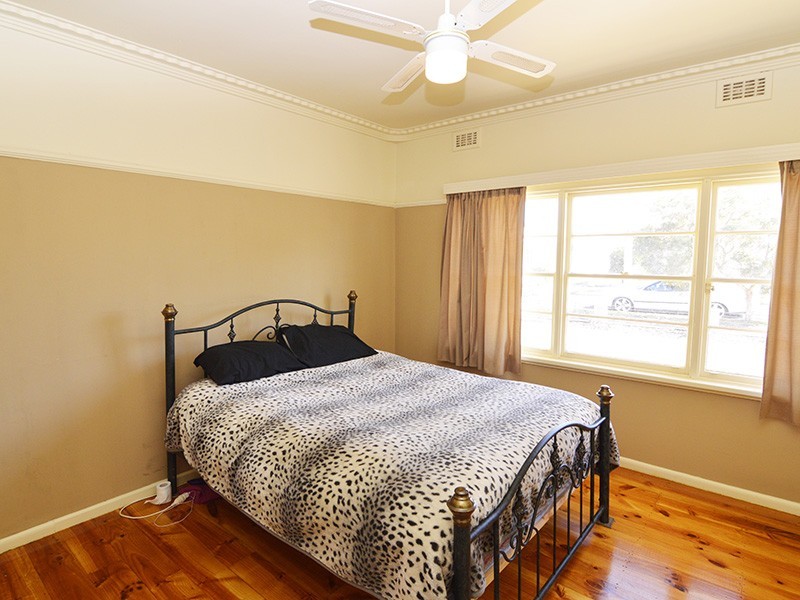 2 Mimosa Ave, Mildura VIC 3500