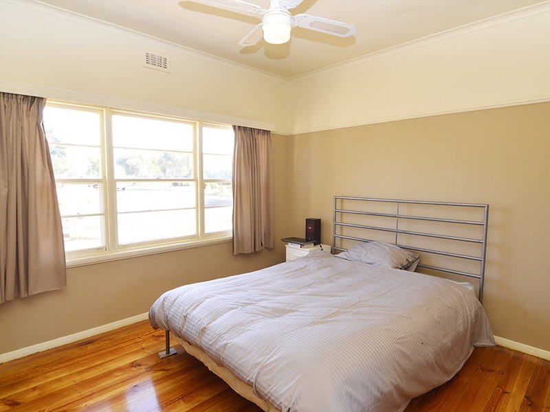 2 Mimosa Ave, Mildura VIC 3500