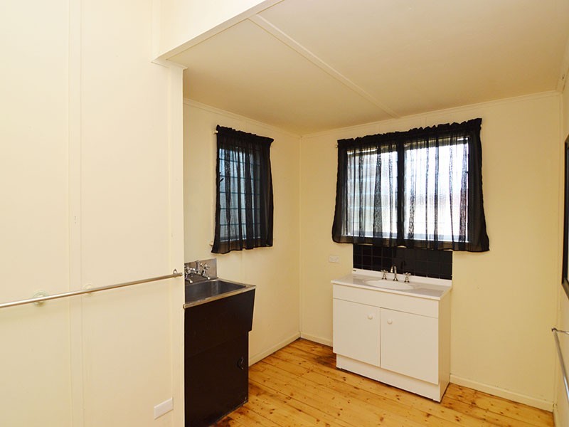 2 Mimosa Ave, Mildura VIC 3500