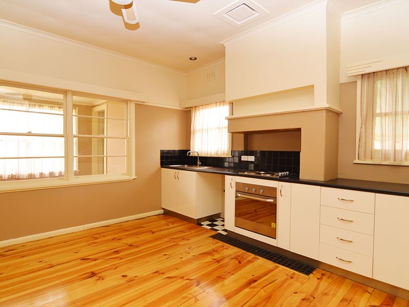 2 Mimosa Ave, Mildura VIC 3500