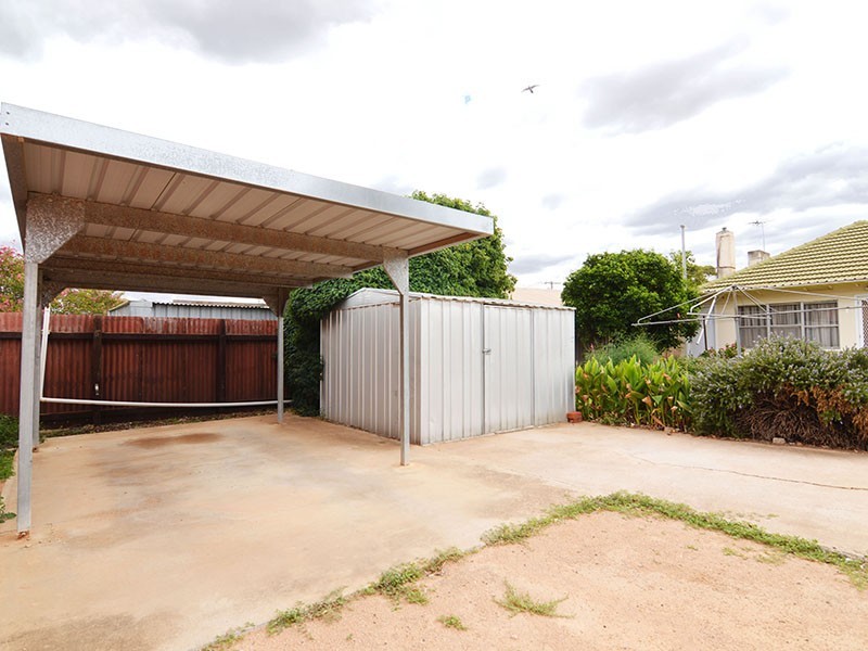 2 Mimosa Ave, Mildura VIC 3500