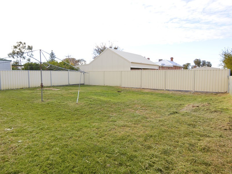 102 Magnolia Avenue, Mildura VIC 3500