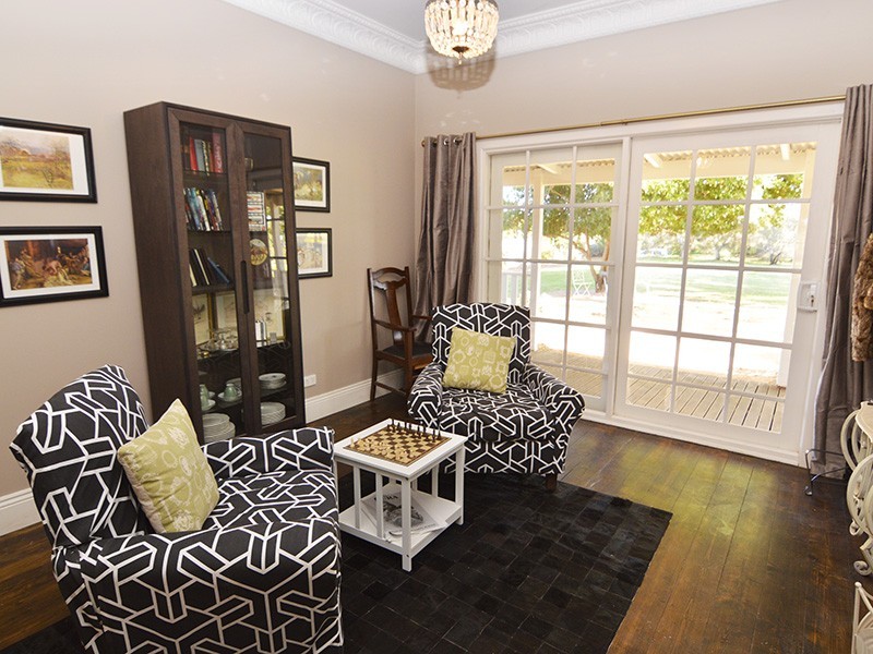 1033 Paschendale Avenue, Merbein South VIC 3505