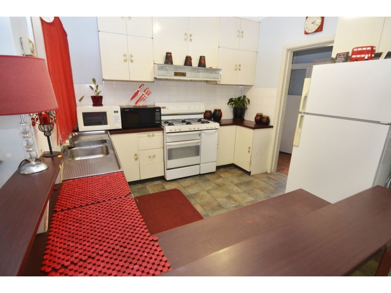 574 Deakin Avenue, Mildura South VIC 3501