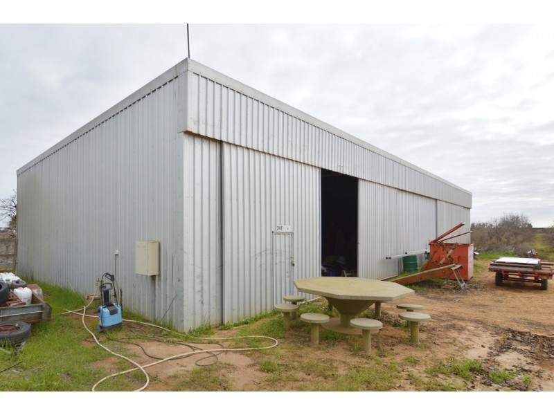 30 Yelta Road North, Merbein VIC 3505