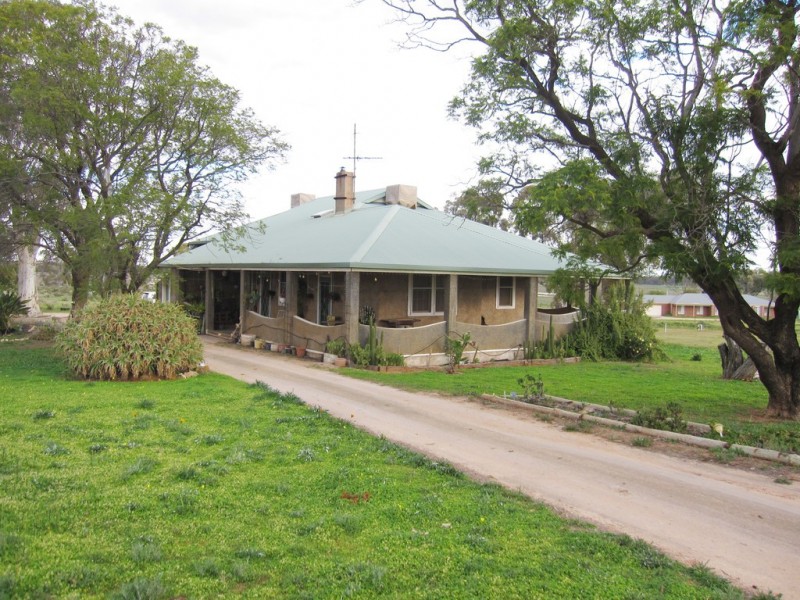 117 Happy Valley Landing Road, Robinvale VIC 3549