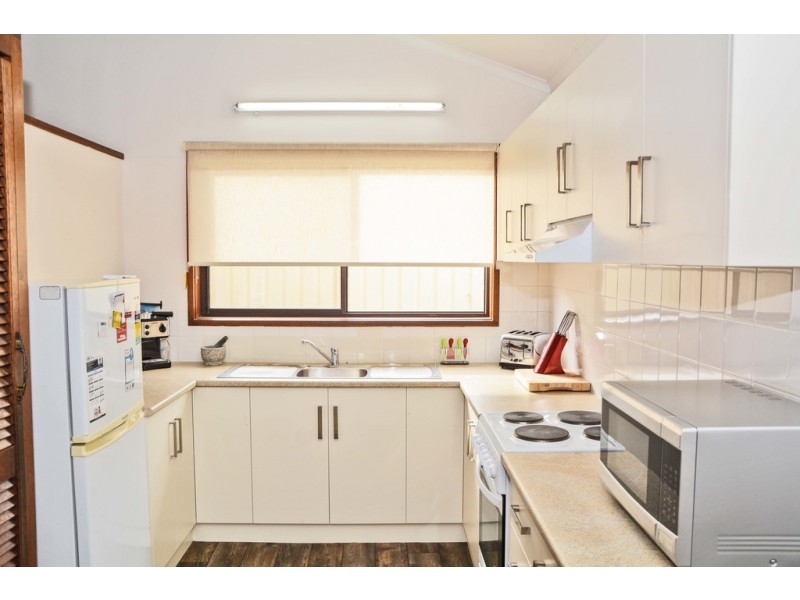 2 Cottonwood Court, Mildura VIC 3500