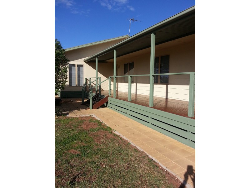 250 Pitman Ave, Gol Gol NSW 2738