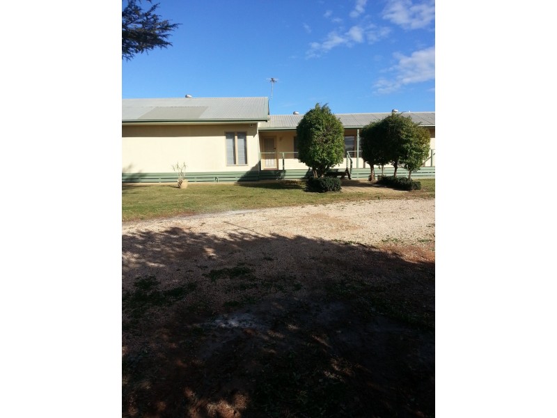 250 Pitman Ave, Gol Gol NSW 2738