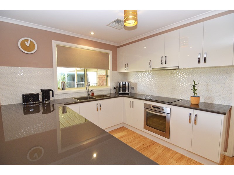 172 Pitman Avenue, Buronga NSW 2739