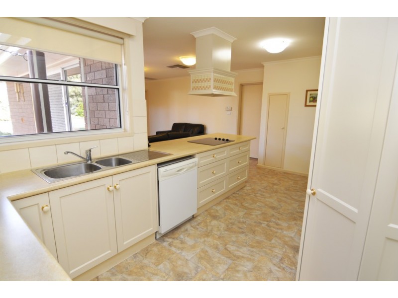 7 Kingfisher Court, Mildura VIC 3500