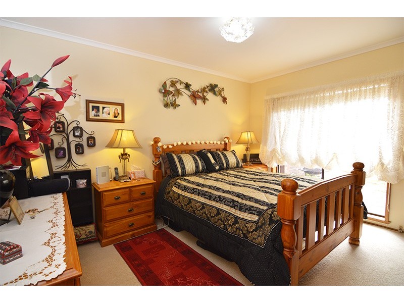 39 Riverview Drive, Dareton NSW 2717