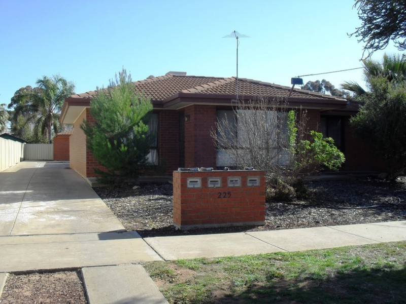 1/225 Woodham Ave, Mildura VIC 3500