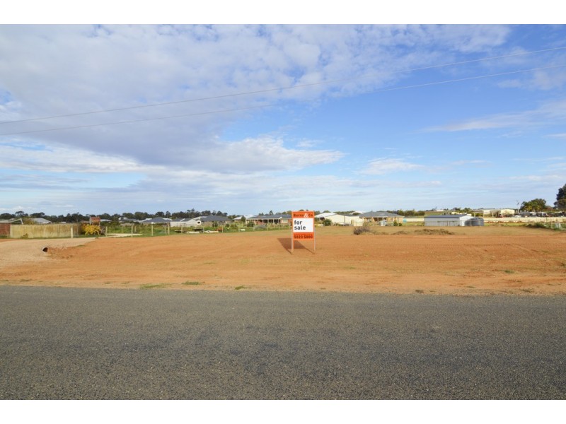 75 Belar Avenue, Nichols Point VIC 3501