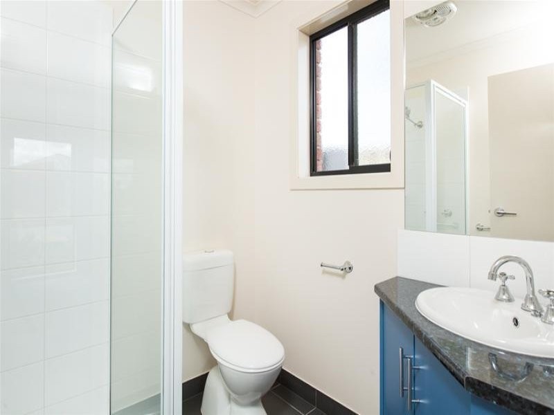 11 Darlington Parade, Mildura VIC 3500